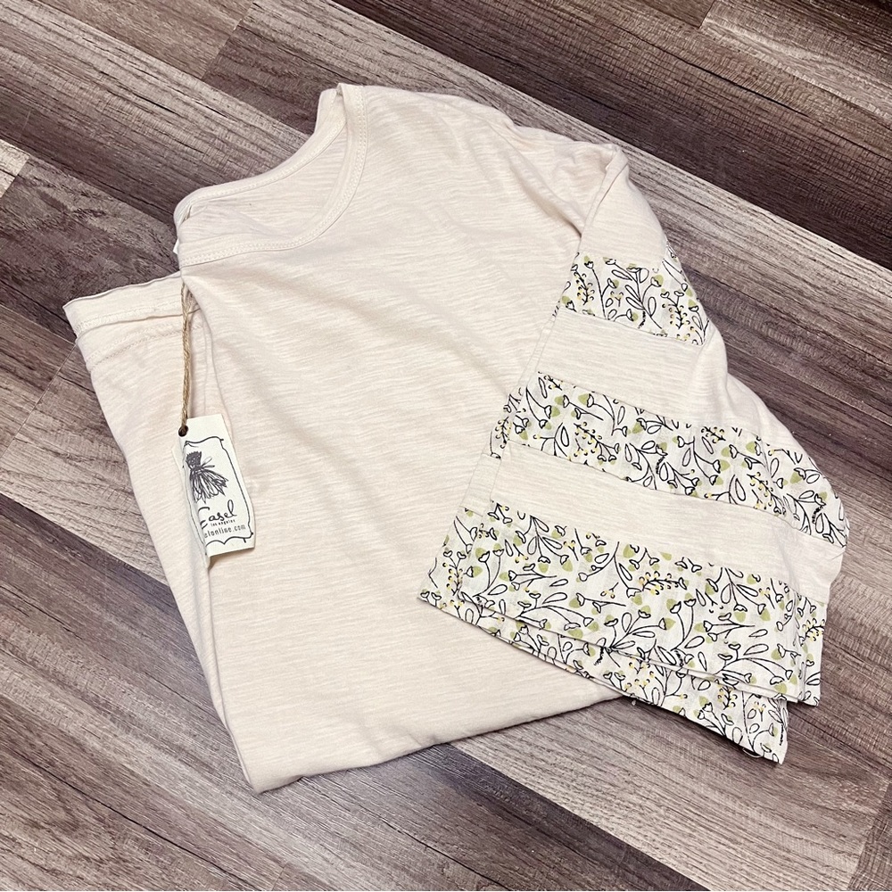 SOLD on Mercari || Flowy Boho Boutique Top
